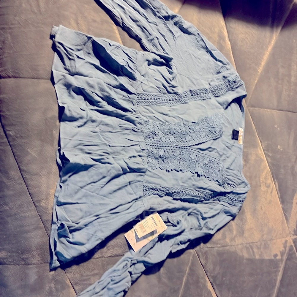 Beautiful Wild Moss Shirt L new with tags!